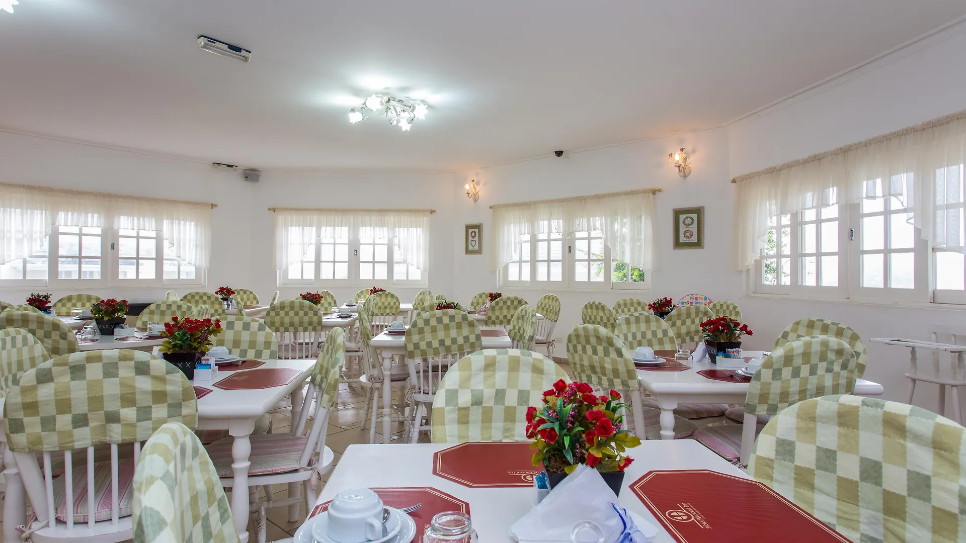 Pousada Nacional Inn Campos do Jordão فندق